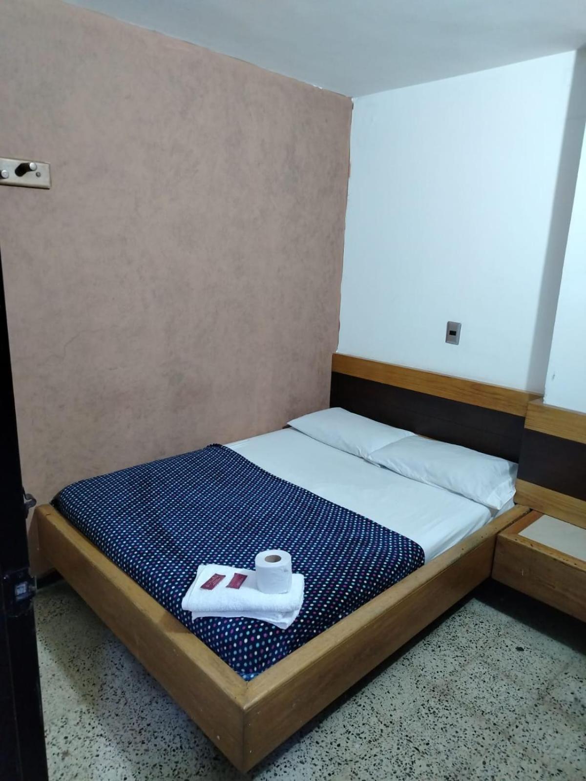 Hotel Country Μεντεγίν Εξωτερικό φωτογραφία